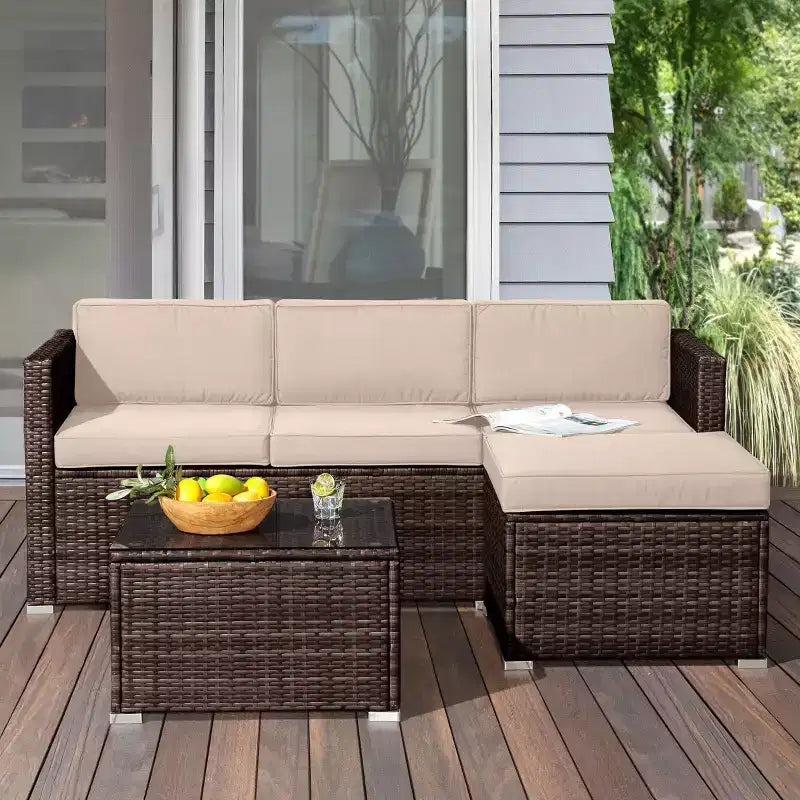 Ensemble de mobilier de jardin 3 pièces en rotin Pure Garden avec ottomane sectionnelle et table, couleur marron