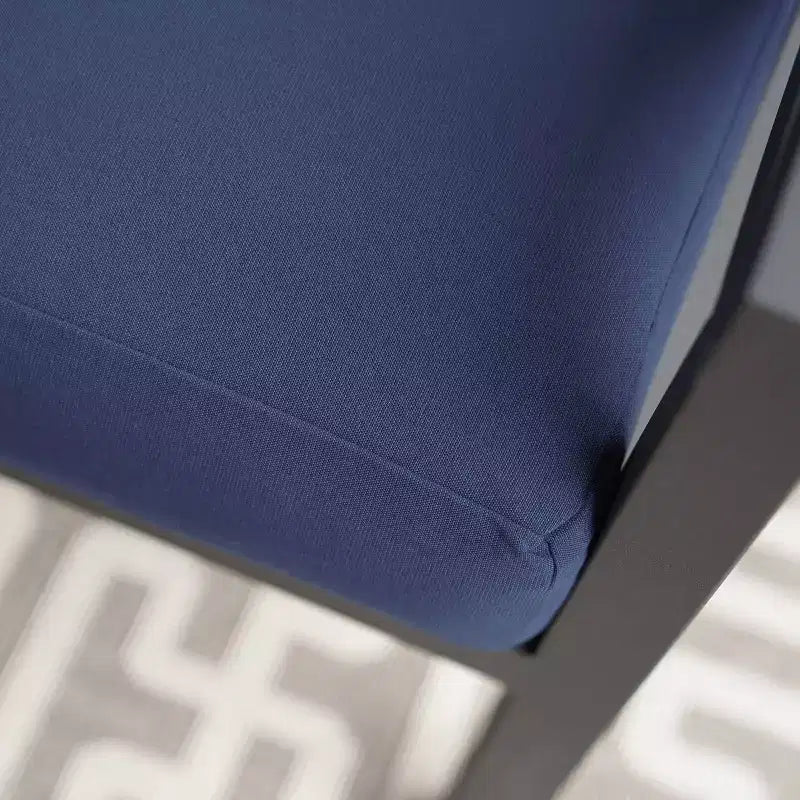 Ensemble d'angle 5 pièces en aluminium Leisure Made Blakely avec coussins en tissu bleu marine