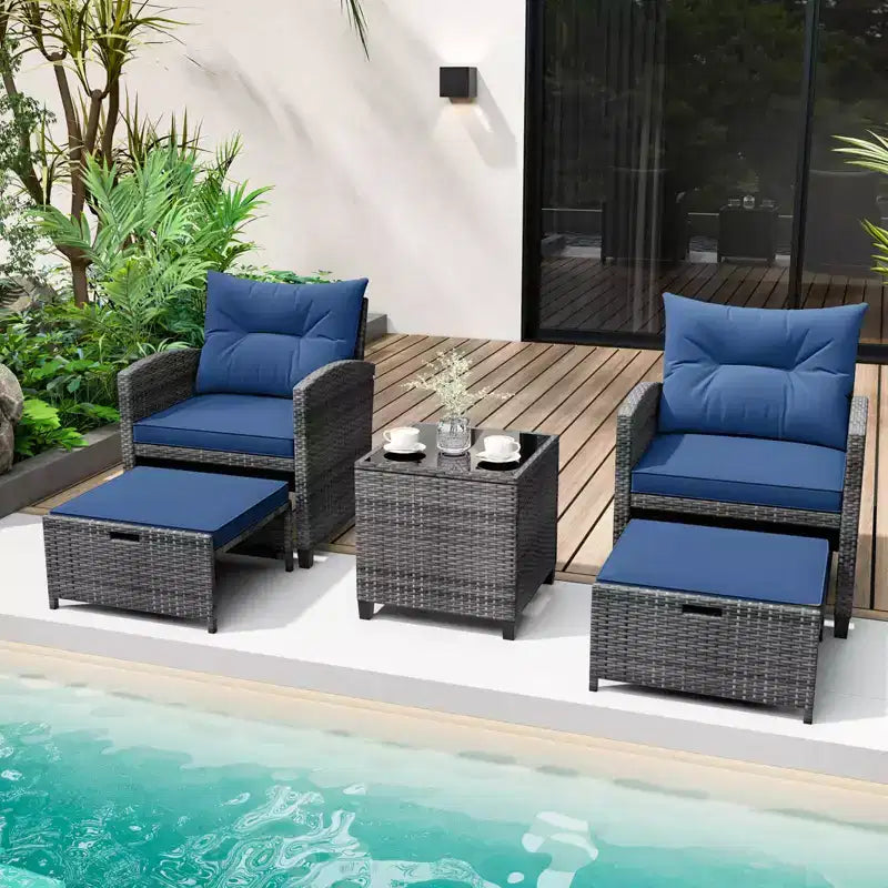 Costway Ensemble de Meubles de Jardin en Rotin 5 Pièces avec 2 Ottomans et Table Basse en Verre Trempé Noir/Gris/Bleu Marine/Beige/Rouge