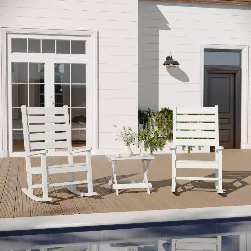 Ensemble 3 pièces Merrick Lane Chaises/Table pour utilisation intérieure/extérieure toutes saisons avec 2 fauteuils à bascule contemporains et une table d'appoint élégante
