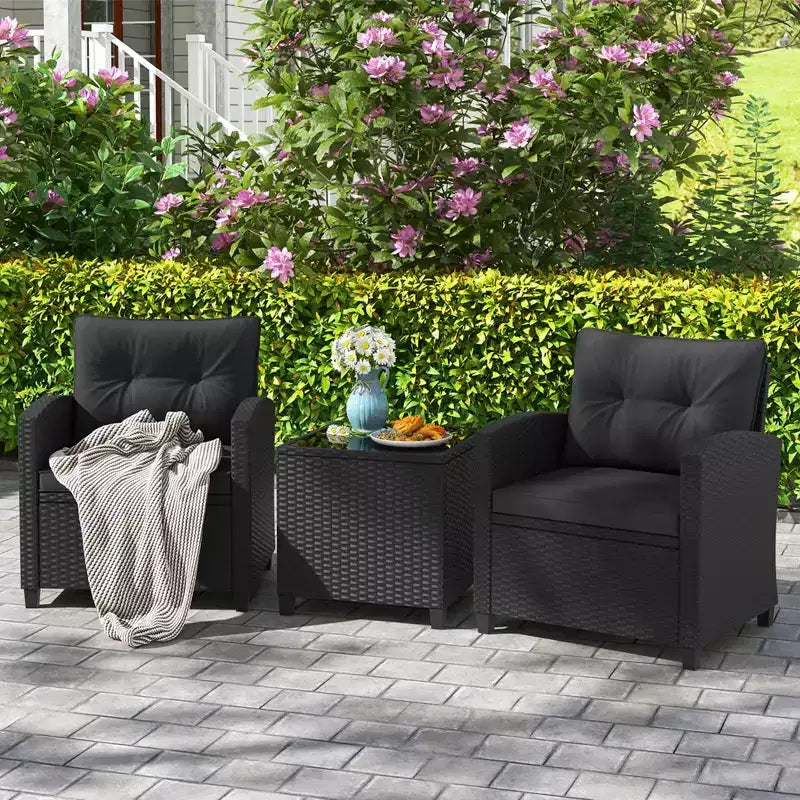 Ensemble de mobilier de patio Costway 3 pièces avec table basse en verre trempé et coussins lavables Beige/Noir/Blanc cassé/Rouge/Bleu marine/Turquoise