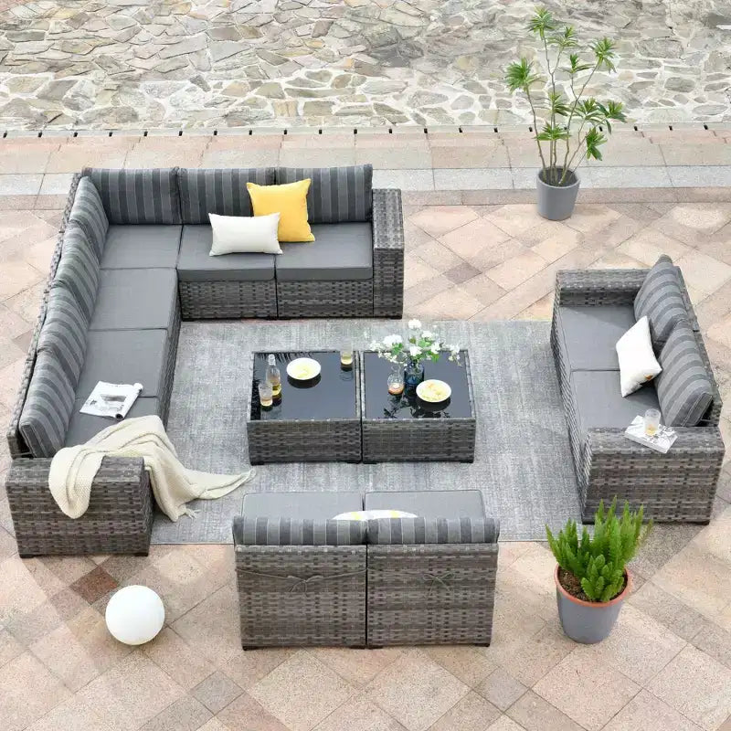 Ensemble de mobilier de patio en osier Marlton 12 pièces - Canapé sectionnel de conversation avec coussins