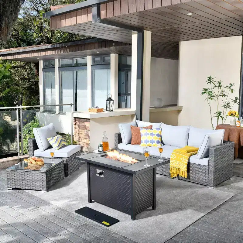 Ensemble de mobilier de patio en osier 6 pièces Venise, canapé de conversation avec foyer en métal et coussins