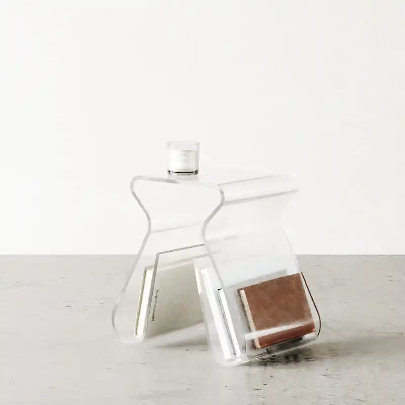 Table d'appoint porte-revues moderne en acrylique