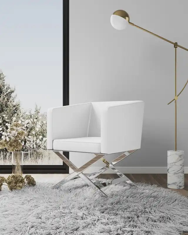 Fauteuil d'appoint de salon en similicuir chromé poli