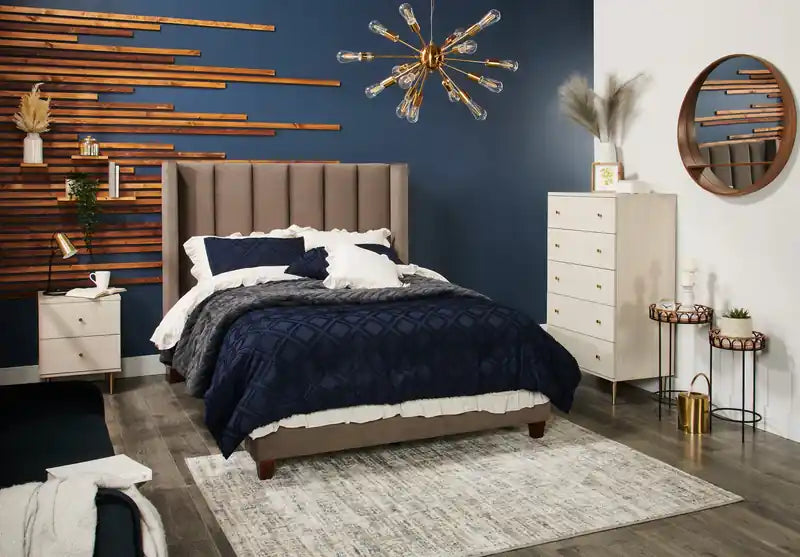 Commode de chambre à coucher, 5 tiroirs, 74 x 132 cm, Fabriquée au Canada, Glamour