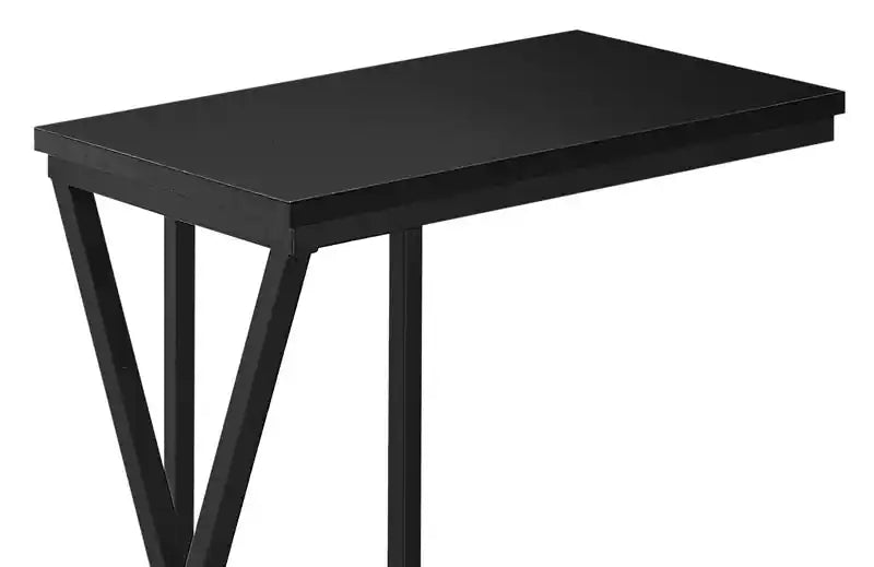 Table d'appoint en C 10,25