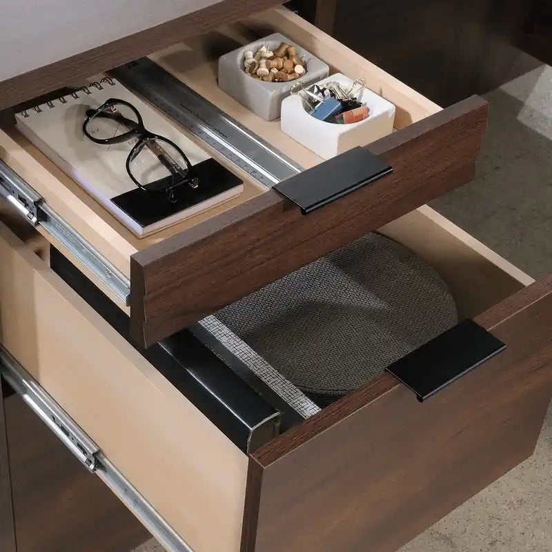 59.13 Bureau d'angle de qualité commerciale avec 3 tiroirs et une armoire